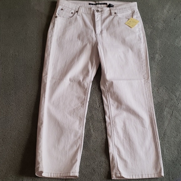 Dkny Denim - NWT DKNY Jeans Sz 12 white cropped jeans